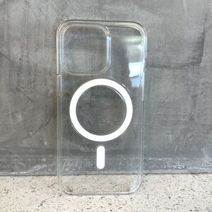 Apple iPhone 13 Pro clear case, authentic made by apple. This case is MagSafe.